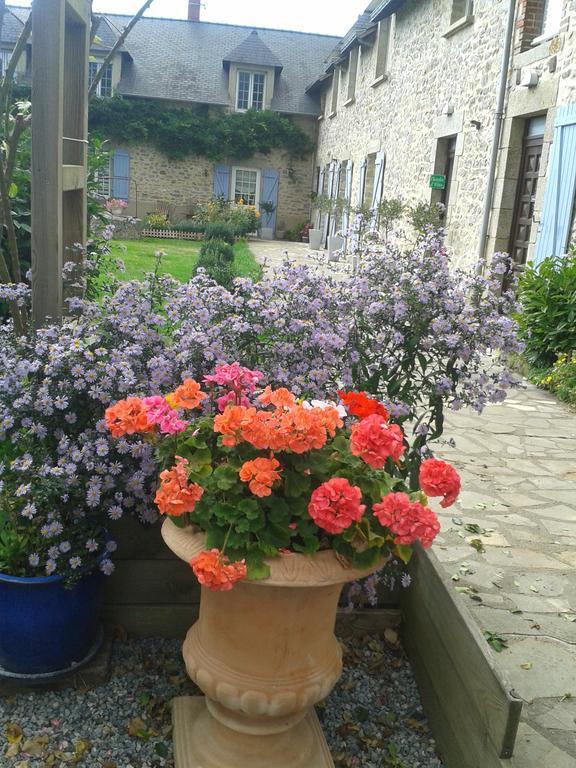 La Jumeliere Laval Nord Bed & Breakfast Changé Dış mekan fotoğraf